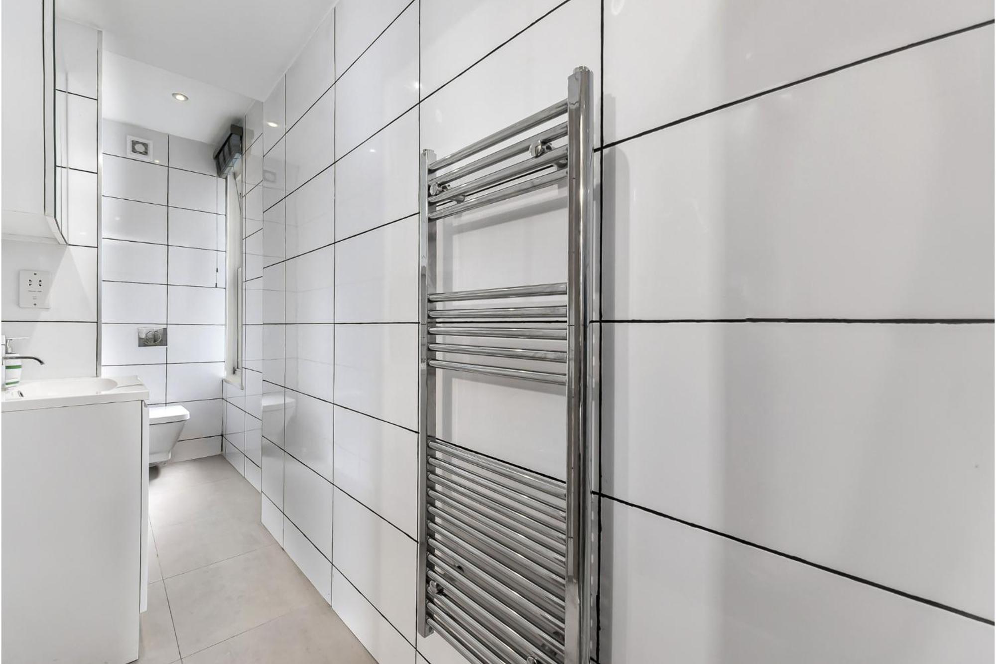 Апартаменты Newly Renovated 1 Bdr Flat - Location