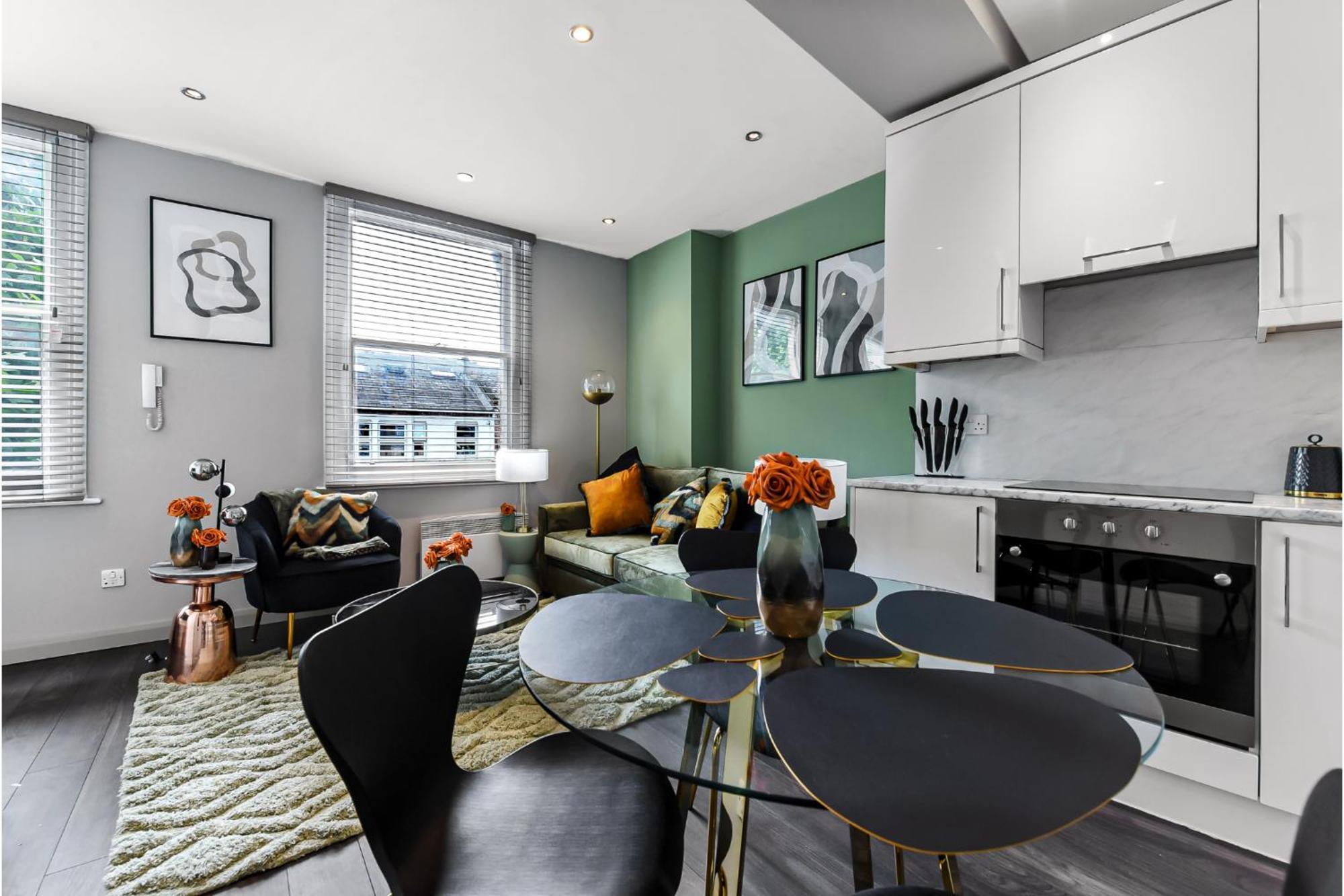 Newly Renovated 1 Bdr Flat - Location Апартаменты Лондон