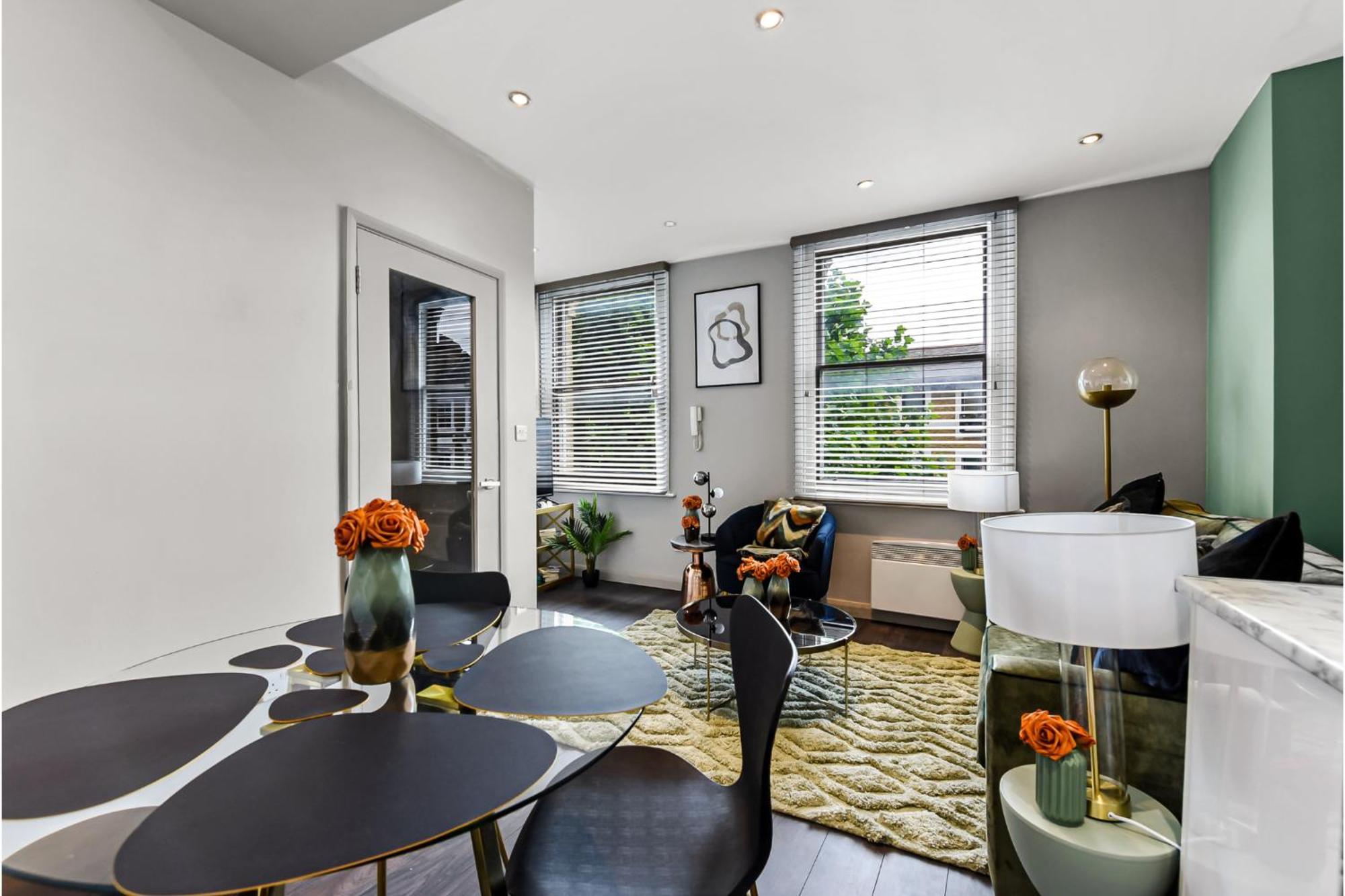 Newly Renovated 1 Bdr Flat - Location Апартаменты